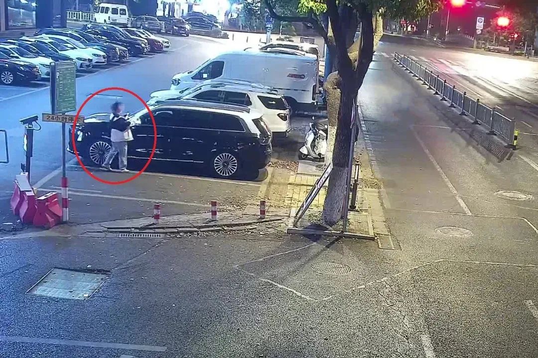 【警惕】！！！车窗上的“桃色陷阱”！
