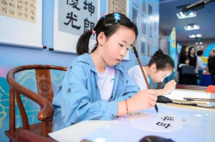 聚焦美育与阅读融合 湖南省第三届大中小学阅读教育论坛在长沙举行