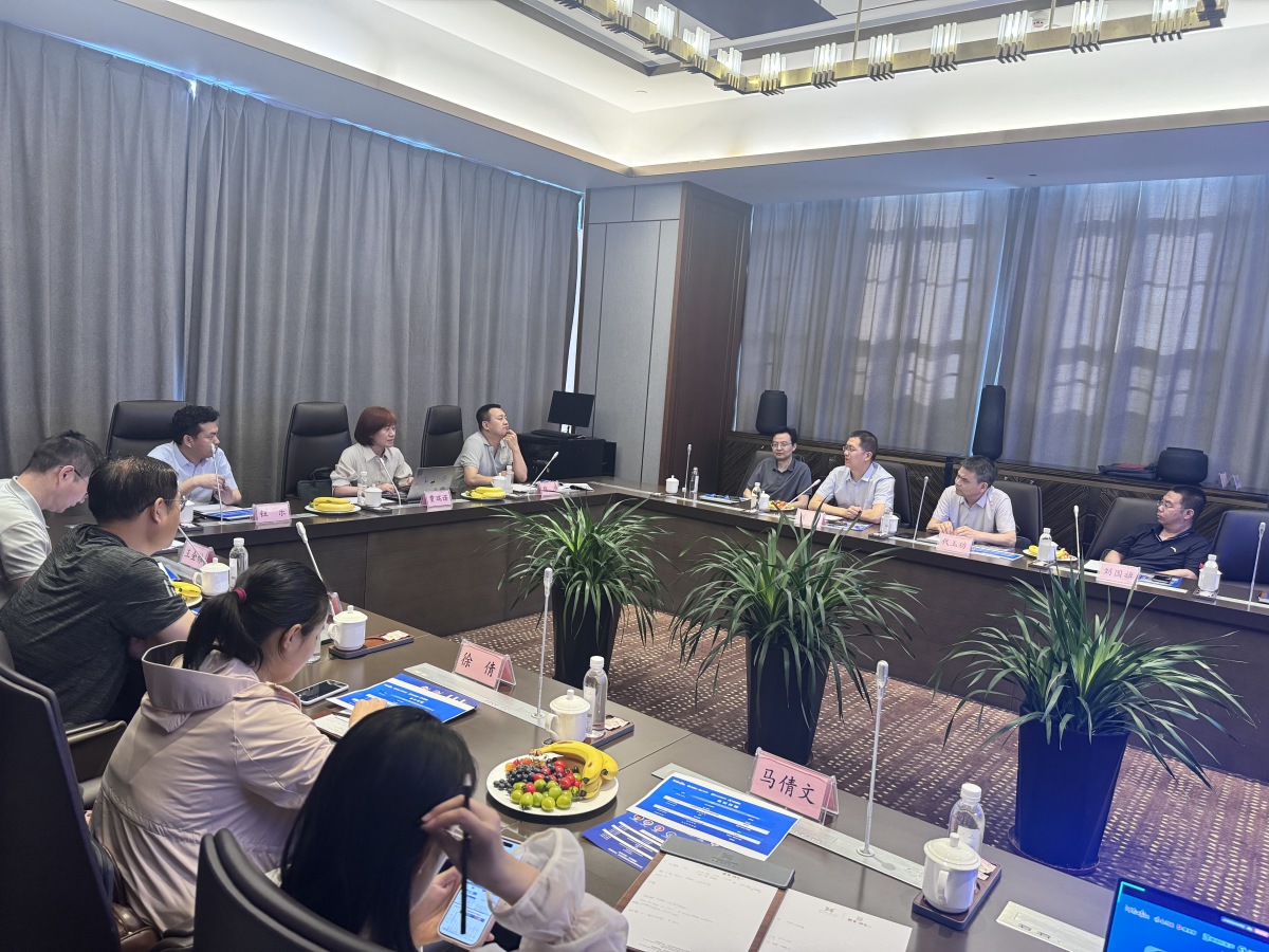 “好医声肿瘤防治公益行”走进洛阳，共探肺癌靶向治疗临床应用