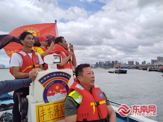 志愿服务护平安 红十字力量筑牢水域安全防线