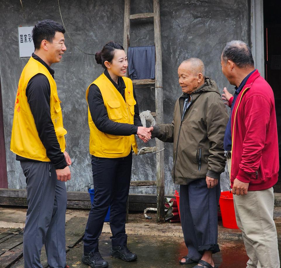 巾帼榜样李佳雯：守空防重责，扬青年风华