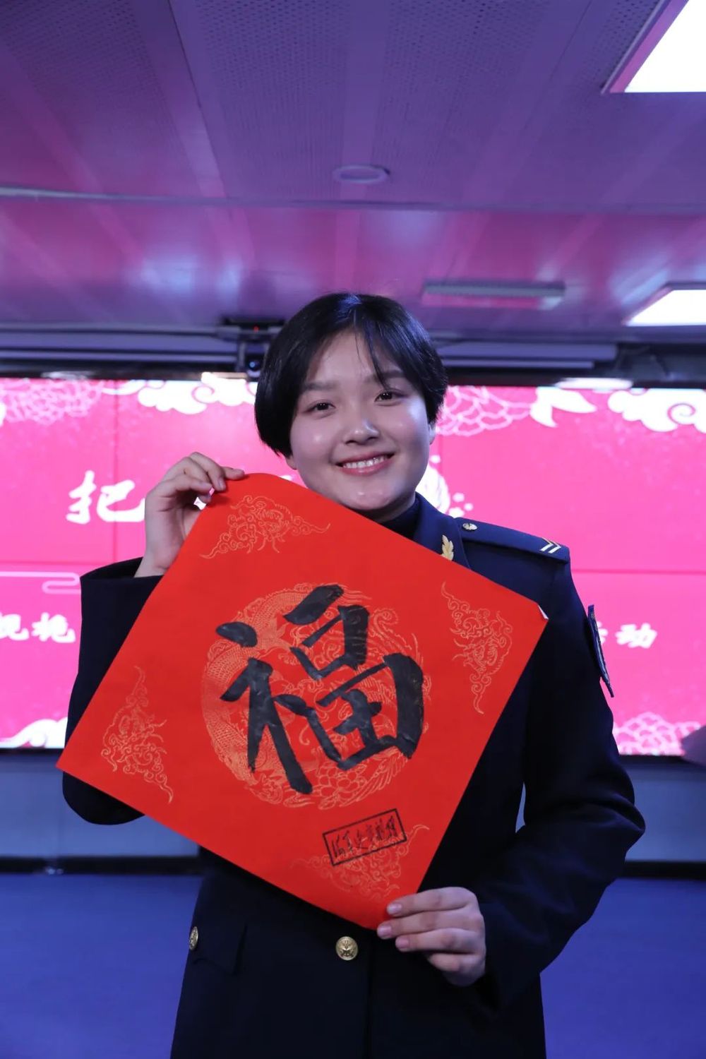 这位北大女学生当兵“开航母”，退役后成为“北京青年榜样”