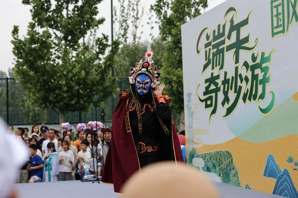 北京：端午假期449.21万游客逛公园