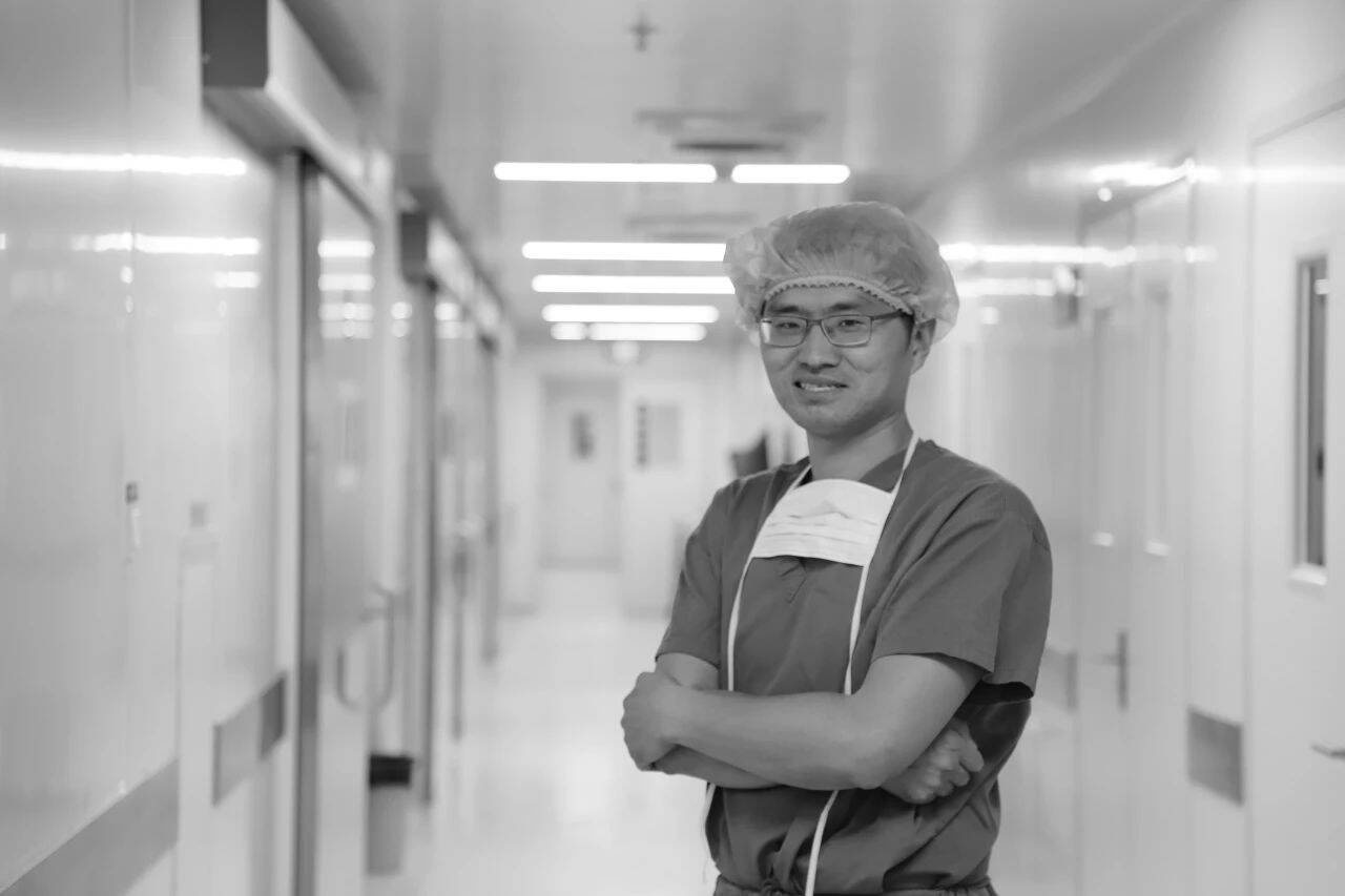 “他是我们的骄傲！”老师、同事、同学、学生、朋友眼中的张军桥