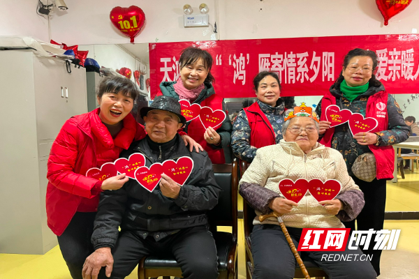 袁佩芳：志愿服务，就是发自内心的幸福选择