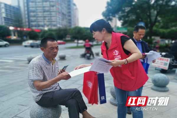 袁佩芳：志愿服务，就是发自内心的幸福选择