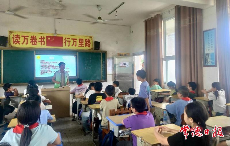 恒德社工防溺水教育进校园 织密儿童安全防护网