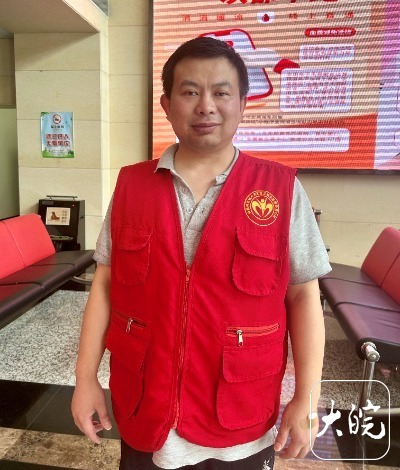 合肥90后公益达人朱宝：14年献血1.7万毫升，登记捐献遗体点亮“生命之光”