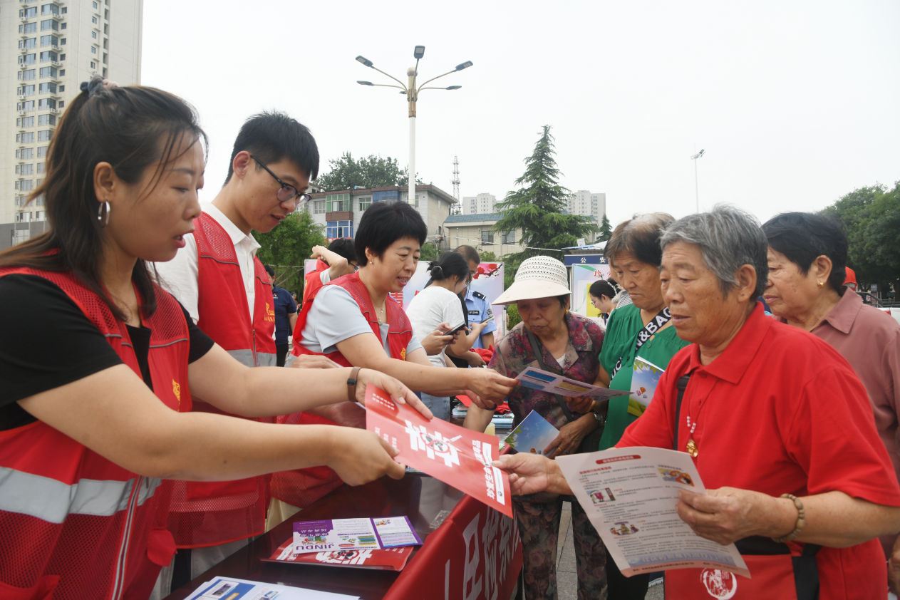 运城市闻喜县开展“国际禁毒日”文明集市活动