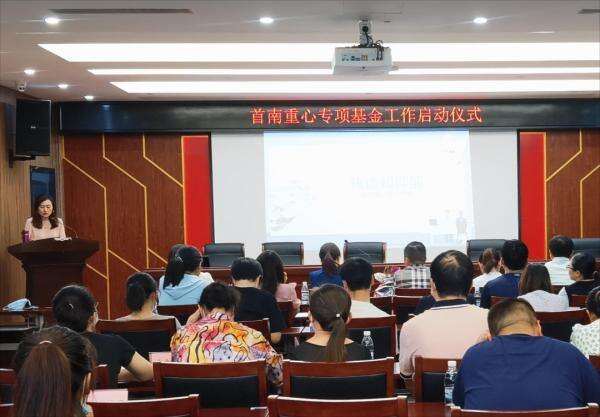 从抑郁黑暗中走出 成为别人的光！这位宁波人10年捐赠千万元