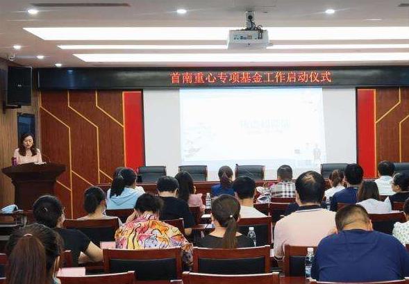 从抑郁黑暗中走出 成为别人的光！这位宁波人10年捐赠千万元