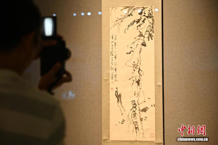 “西泠印社社藏金石书画精品展”开幕式在穗举行