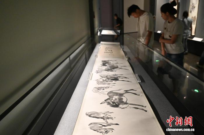 “西泠印社社藏金石书画精品展”开幕式在穗举行