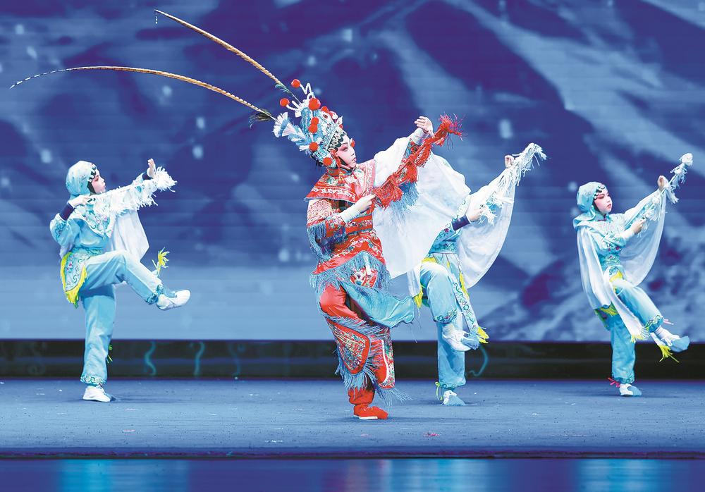 福建省喜摘14朵中国少儿戏曲“小梅花”