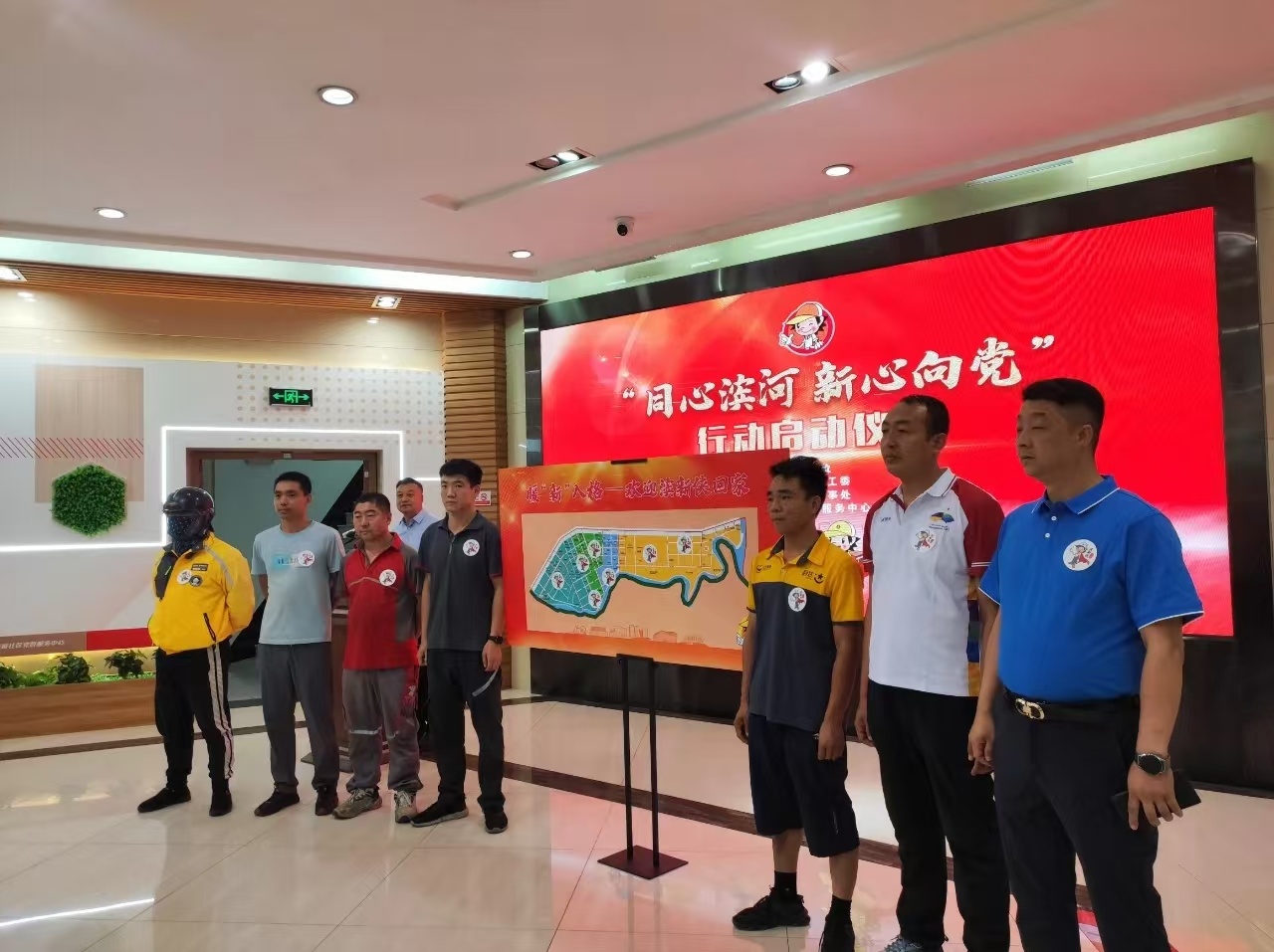 康巴什区：将“五心”志愿服务送到居民身边