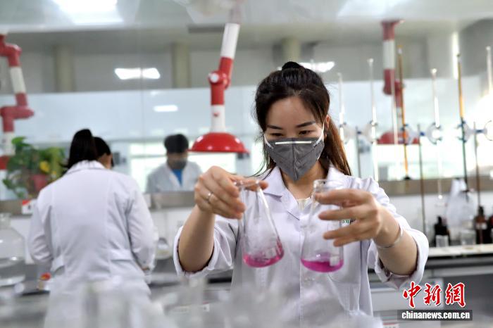 安徽界首：“垃圾堆上”打造千亿产业