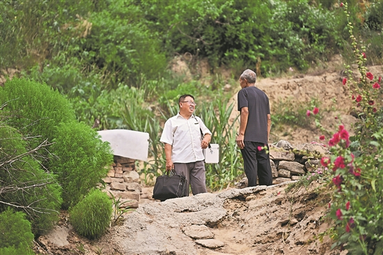 奔走半生，只为护佑三千乡邻