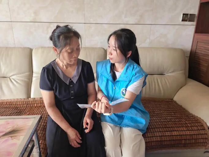 永州蓝山：禁毒宣传进社区 织密居民 “安全防护网”